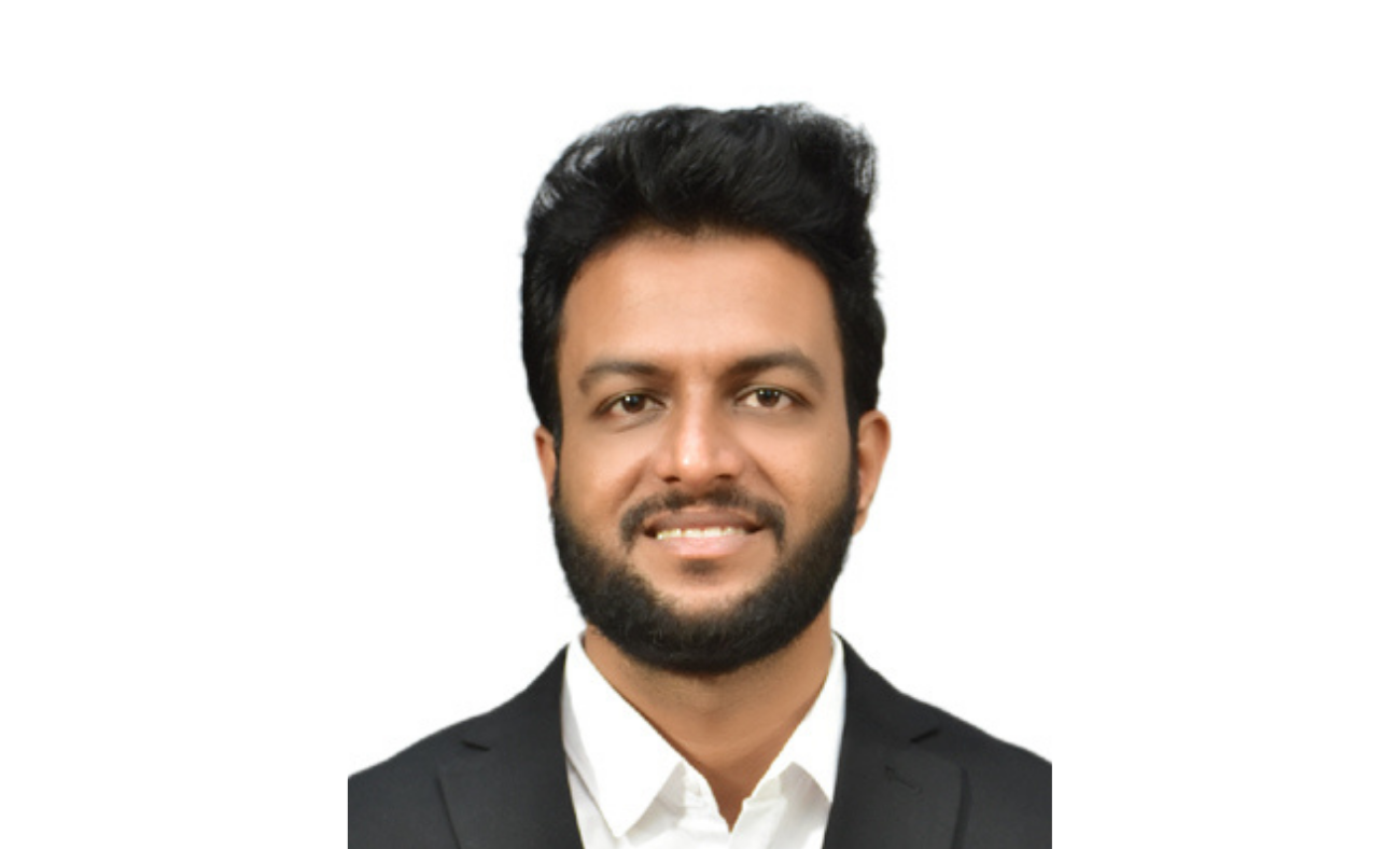 Dr. Selvamanojkumar S